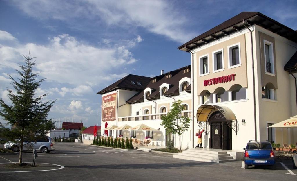 Hanul Domnesc Brasov Exterior photo